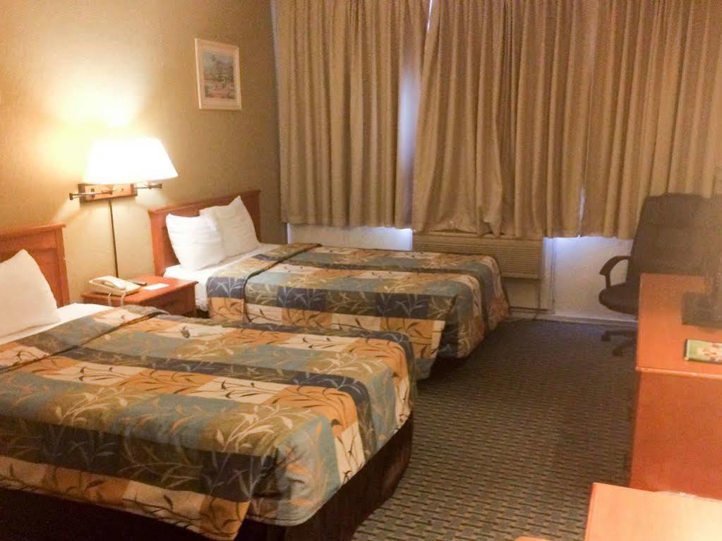Days Inn Melrose Park/O'Hare South Zewnętrze zdjęcie