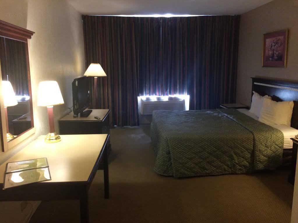Days Inn Melrose Park/O'Hare South Zewnętrze zdjęcie