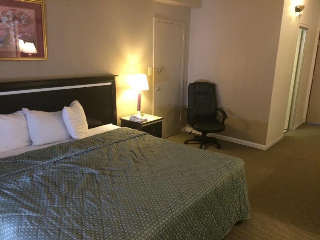 Days Inn Melrose Park/O'Hare South Zewnętrze zdjęcie