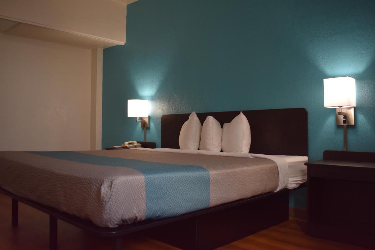 Days Inn Melrose Park/O'Hare South Zewnętrze zdjęcie